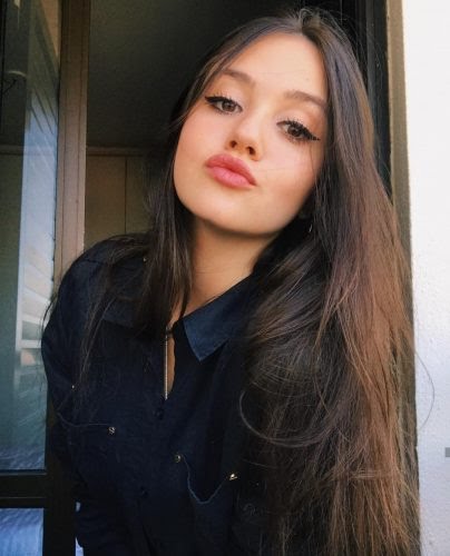 Asuman - Arnavutköy VIP Escort Bayan Modeli - Gerçek Fotoğraflı İlan